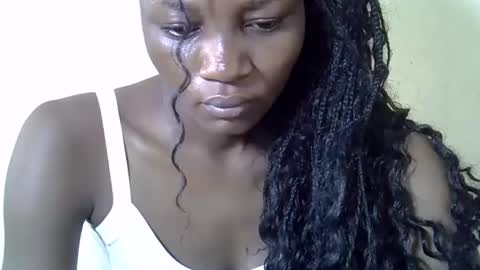 Snapshot of ebonycutegal4 chatting on 12/14/25, 07:58 MELLEN online show from 12/14/25, 07:58