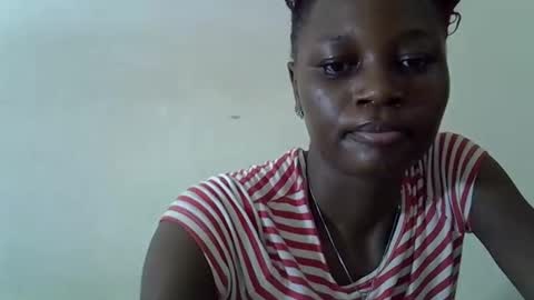 Snapshot of ebonycutegal4 chatting on 01/14/26, 10:32 MELLEN online show from 01/14/26, 10:32
