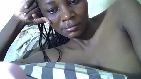 Snapshot of ebonycutegal4 chatting on 02/08/26, 07:17 MELLEN online show from 02/08/26, 07:17