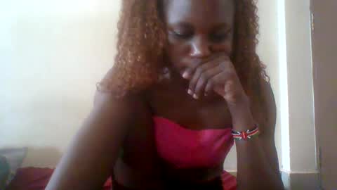 Snapshot of ebonycutegal4 chatting on 05/20/26, 09:15 MELLEN online show from 05/20/26, 09:15