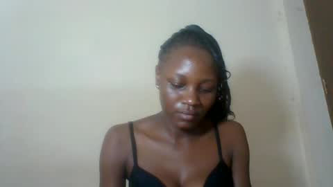 Snapshot of ebonycutegal4 chatting on 06/21/26, 07:16 MELLEN online show from 06/21/26, 07:16