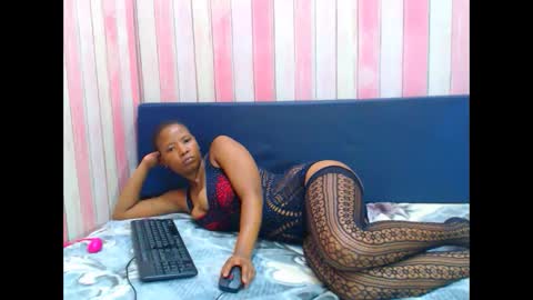 Snapshot of ebonyfirexx4u chatting on 01/13/26, 06:35 ebonyfirexx4u online show from 01/13/26, 06:35