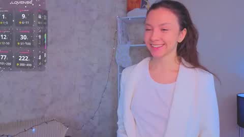 Milly online show from 12/17/25, 03:34