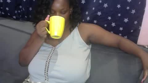 Snapshot of ebonymayahh chatting on 04/23/26, 08:24 ebonymayahh online show from 04/23/26, 08:24