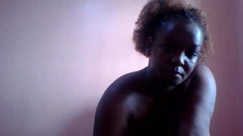 Snapshot of ebonymayahh chatting on 06/27/26, 12:22 ebonymayahh online show from 06/27/26, 12:22