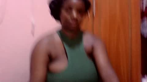 Snapshot of ebonymayahh chatting on 07/04/26, 07:03 ebonymayahh online show from 07/04/26, 07:03