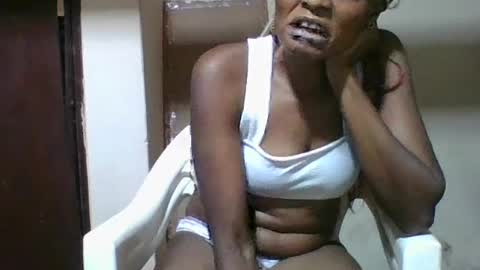 Snapshot of ebonyqueen4 chatting on 07/19/26, 07:50 JACKLINE online show from 07/19/26, 07:50