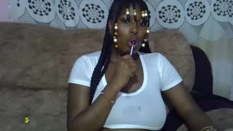 pretty online show from 04/16/26, 06:52