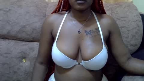 Snapshot of ebonysk chatting on 06/27/26, 12:22 pretty online show from 06/27/26, 12:22