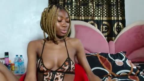 Snapshot of ebonyxxbabe chatting on 05/16/26, 06:43 ebonyxxbabe online show from 05/16/26, 06:43