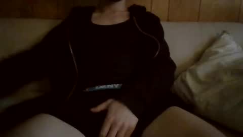 Snapshot of eboyjamie chatting on 06/09/26, 12:33 eboyjamie online show from 06/09/26, 12:33