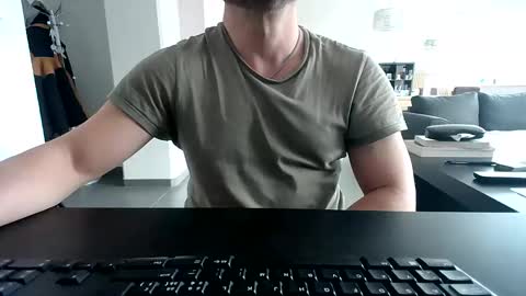 Echo online show from 11/23/25, 01:44