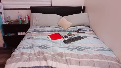 eclipticice94 online show from 11/20/25, 03:50