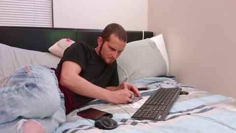 eclipticice94 online show from 11/28/25, 05:21