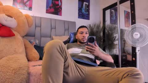 edahi1386 online show from 09/13/25, 11:04