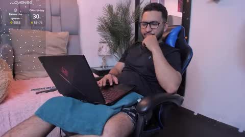 edahi1386 online show from 09/17/25, 01:29