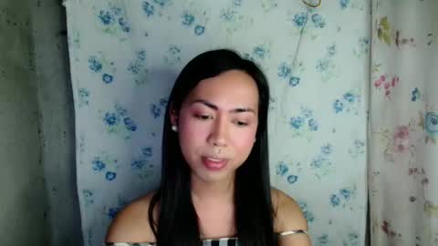 eddfox001 online show from 04/22/26, 02:29