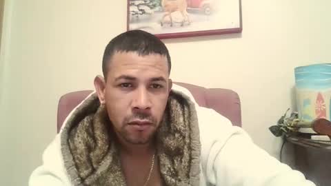 eddgarzay08 online show from 04/23/26, 02:08