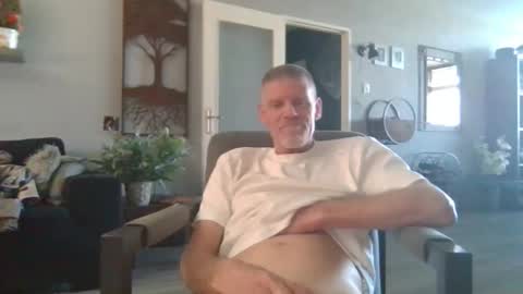 Snapshot of eddie4767 chatting on 02/08/26, 10:40 eddie4767 online show from 02/08/26, 10:40