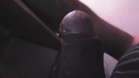 Snapshot of eddie69117 chatting on 12/06/24, 10:27 EddiesCock69 online show from 12/06/24, 10:27