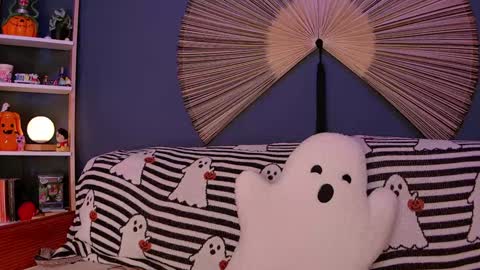 Eddie online show from 10/20/25, 02:56