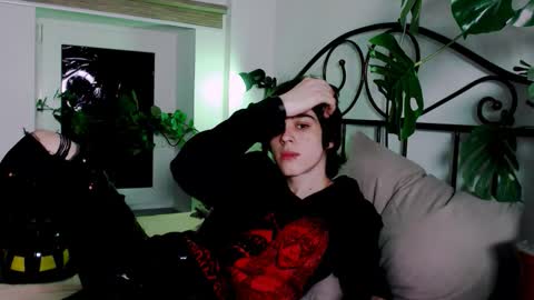 Eddie online show from 03/02/26, 06:04