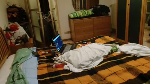 Snapshot of eddy_1968 chatting on 03/11/25, 06:30 eddy_1968 online show from 03/11/25, 06:30