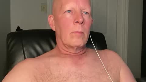 Snapshot of eddygl1968 chatting on 02/11/25, 03:18 Eddy online show from 02/11/25, 03:18