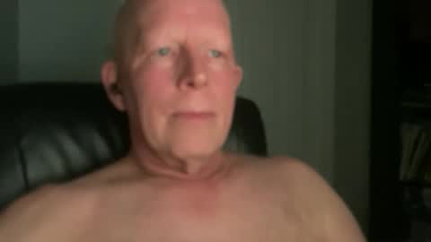 Snapshot of eddygl1968 chatting on 03/04/25, 03:00 Eddy online show from 03/04/25, 03:00