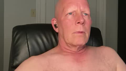 Snapshot of eddygl1968 chatting on 10/02/25, 02:29 Eddy online show from 10/02/25, 02:29