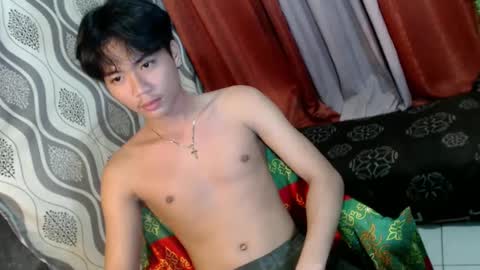 edelcum_xx online show from 01/25/25, 09:04