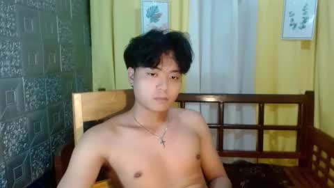 Snapshot of edelcum_xx chatting on 10/25/25, 05:37 edelcum_xx online show from 10/25/25, 05:37