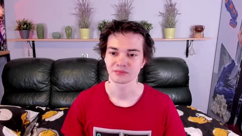 Snapshot of edgar_luck chatting on 12/19/24, 03:51 Edgar online show from 12/19/24, 03:51