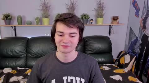 Snapshot of edgar_luck chatting on 02/26/25, 03:21 Edgar online show from 02/26/25, 03:21