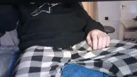 Snapshot of edged_biker chatting on 02/09/25, 03:56 edged biker online show from 02/09/25, 03:56