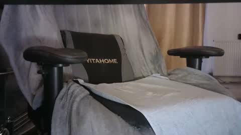 edged biker online show from 04/19/26, 07:27