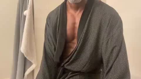 Dad online show from 03/11/25, 02:43