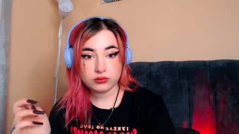 Snapshot of ediefris chatting on 01/03/25, 11:03 fickle demon made of clumps of matter online show from 01/03/25, 11:03