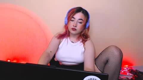 Snapshot of ediefris chatting on 01/09/25, 05:33 fickle demon made of clumps of matter online show from 01/09/25, 05:33