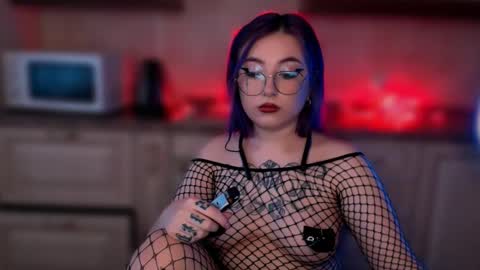 Snapshot of ediefris chatting on 02/16/25, 11:38 fickle demon made of clumps of matter online show from 02/16/25, 11:38