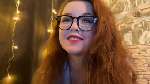 Snapshot of edithafarro chatting on 01/21/25, 03:26 Friendly neighbourhoud redhead  online show from 01/21/25, 03:26