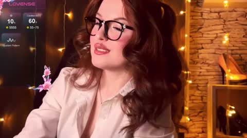 Snapshot of edithafarro chatting on 10/02/25, 12:17 Friendly neighbourhoud redhead  online show from 10/02/25, 12:17