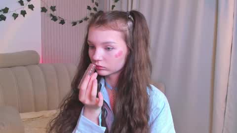 Lisa  online show from 02/23/25, 12:19