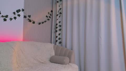 Lisa  online show from 02/25/25, 03:42