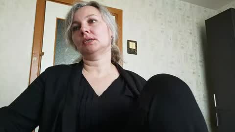 Snapshot of edithmanning chatting on 05/15/26, 06:31 edithmanning online show from 05/15/26, 06:31