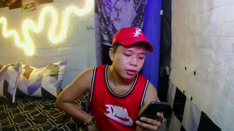 urasian chub online show from 10/27/25, 06:39