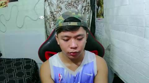 Snapshot of edrianburca052 chatting on 03/11/26, 07:03 urasian chub online show from 03/11/26, 07:03