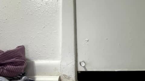 Snapshot of edward2736 chatting on 11/04/25, 01:54 edward2736 online show from 11/04/25, 01:54