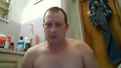 Snapshot of edwardaims_2please chatting on 09/25/25, 10:13 edwardaims_2please online show from 09/25/25, 10:13