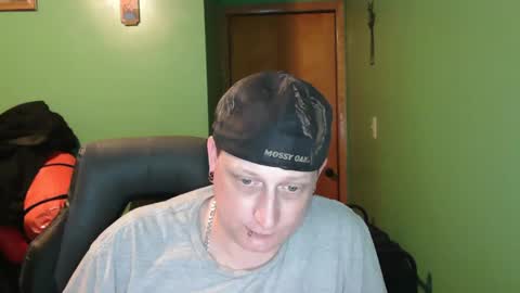 edwardaims_2please online show from 03/23/26, 02:26